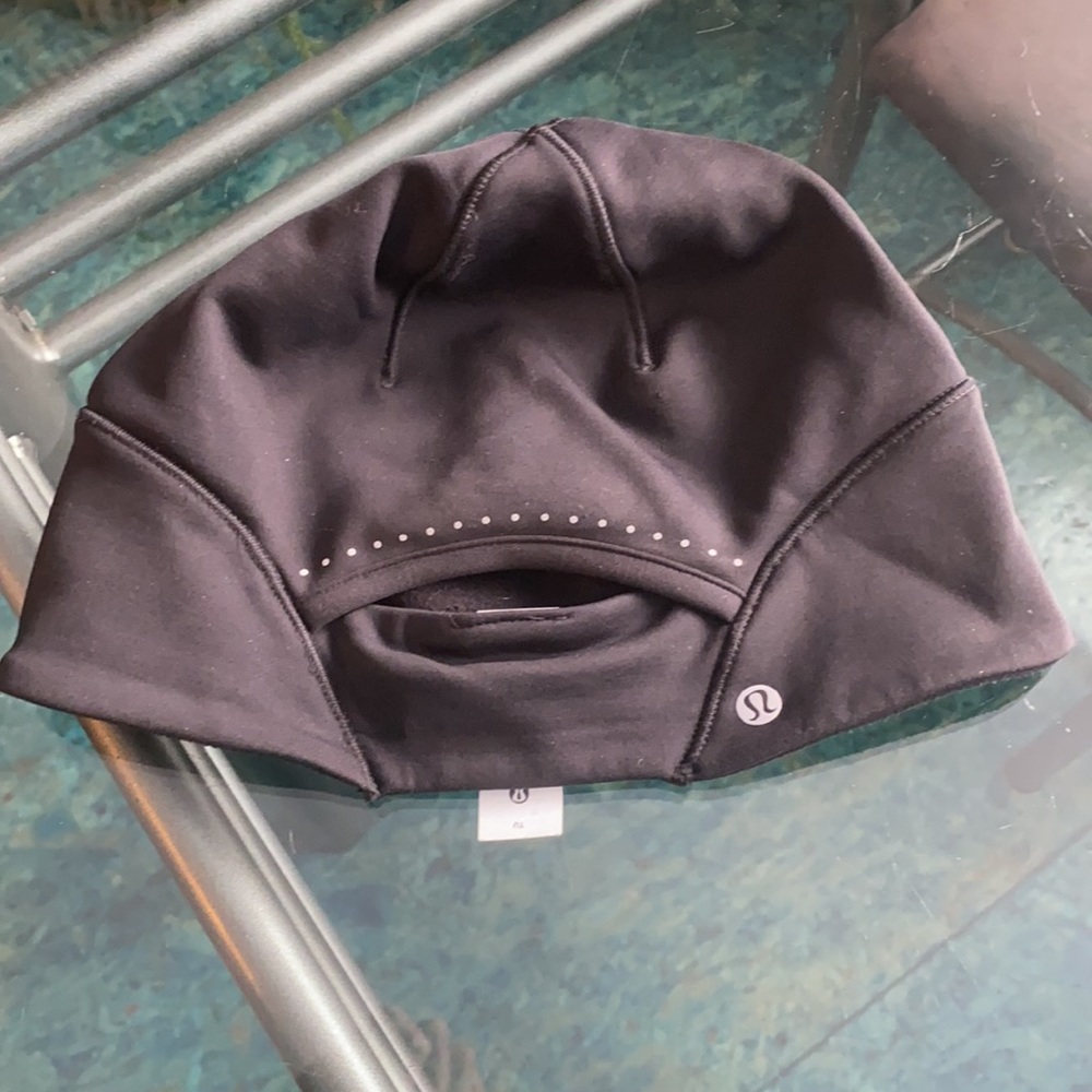 Lululemon Beanie with pony tail cut out